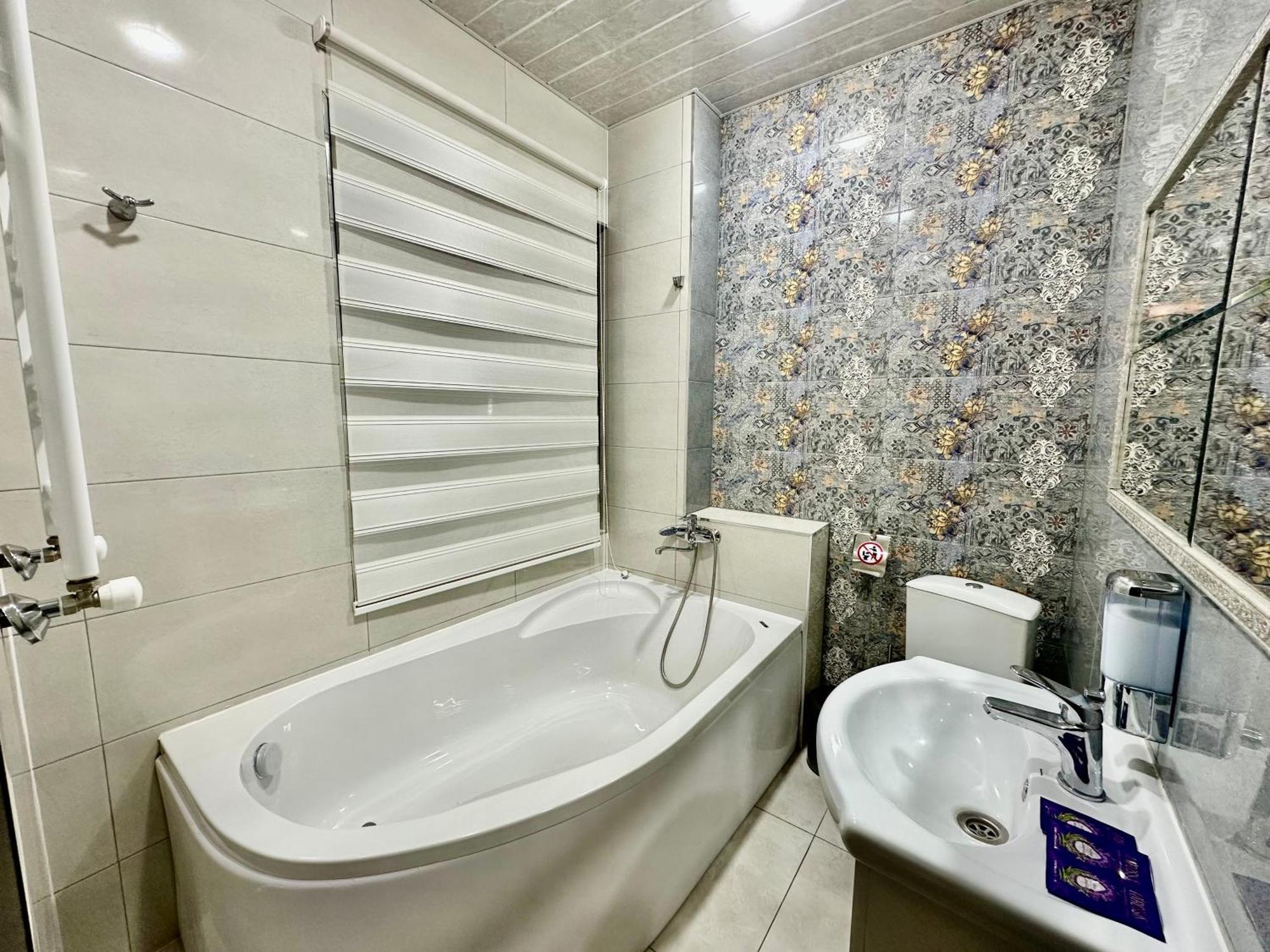 Tadevosyan Guest House Bjni Zewnętrze zdjęcie