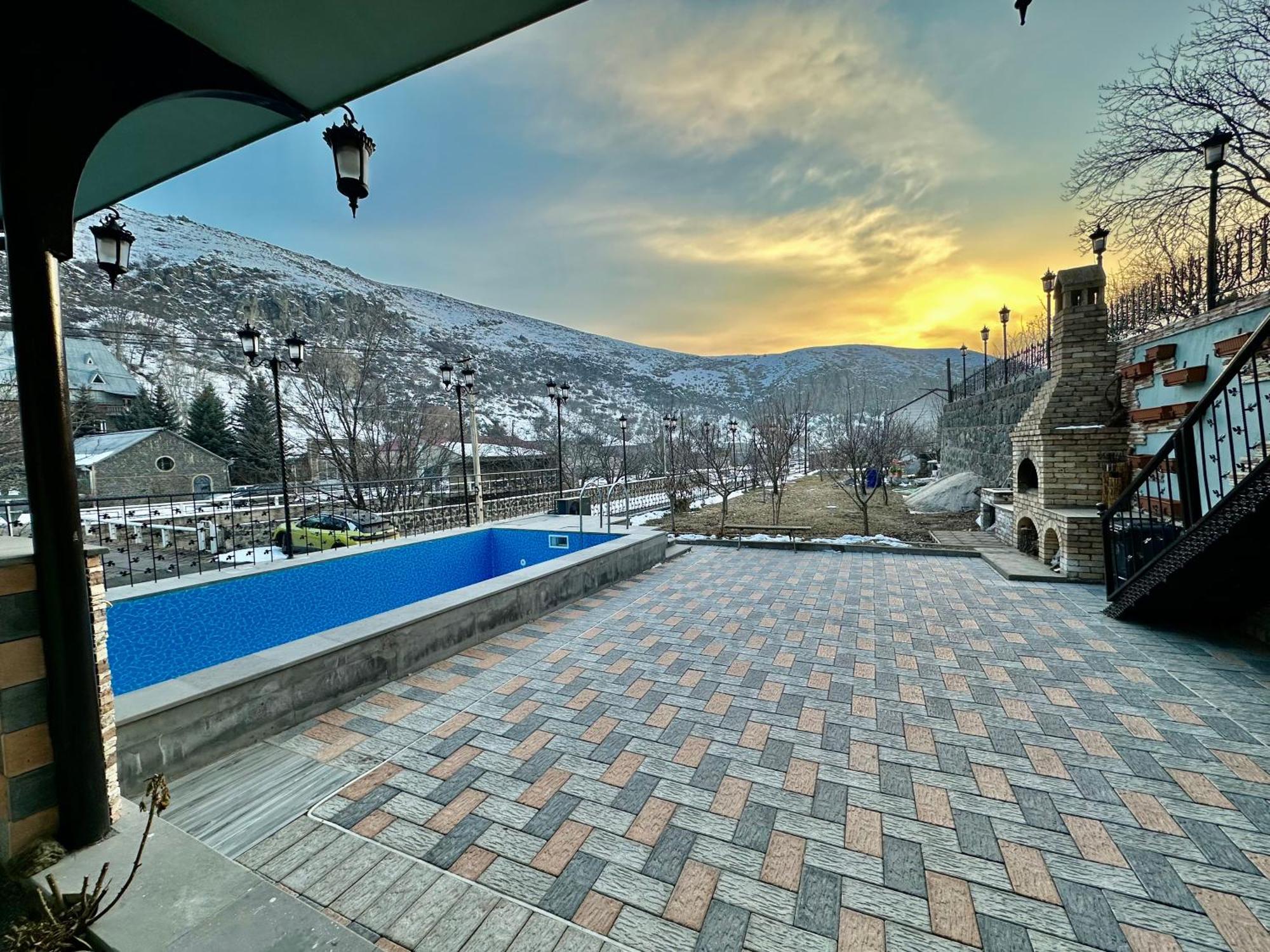 Tadevosyan Guest House Bjni Zewnętrze zdjęcie