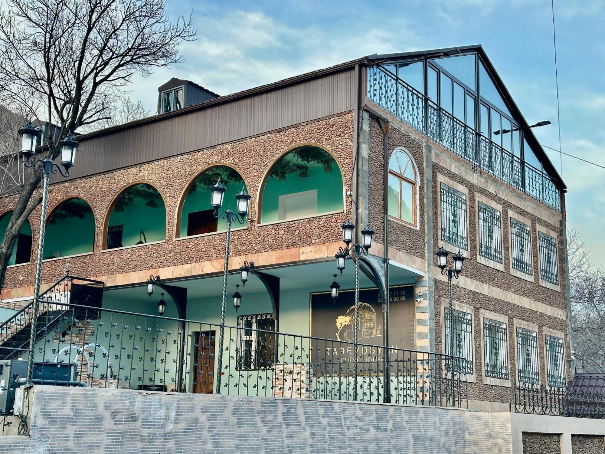 Tadevosyan Guest House Bjni Zewnętrze zdjęcie